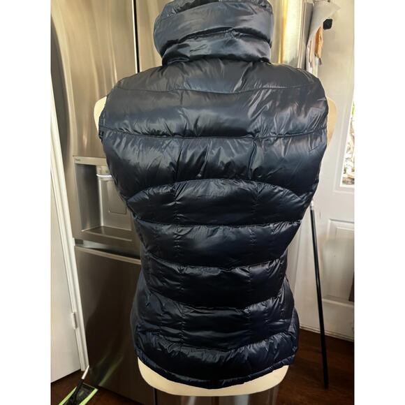 Kelvin Klein Women's Puffer Vest Blue, Size Medium - Picture 2 of 7